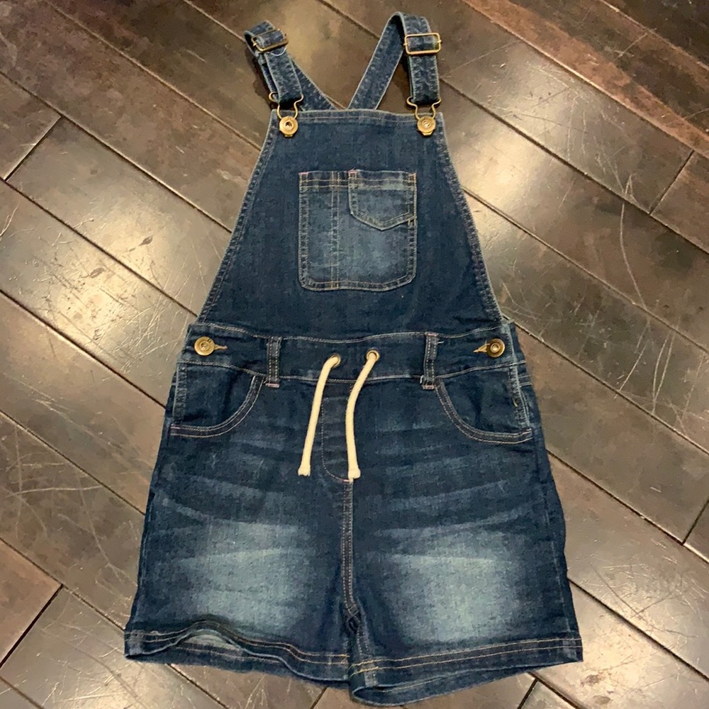 Overall shorts (one piece)